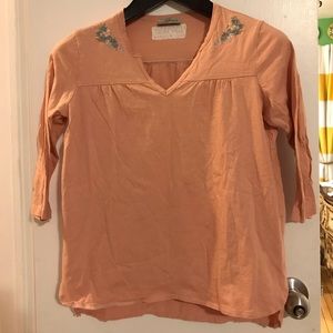 Locher’s long sleeved shirt with embroidery detail